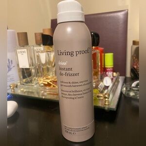 Living proof Instant De-Frizzer NEW